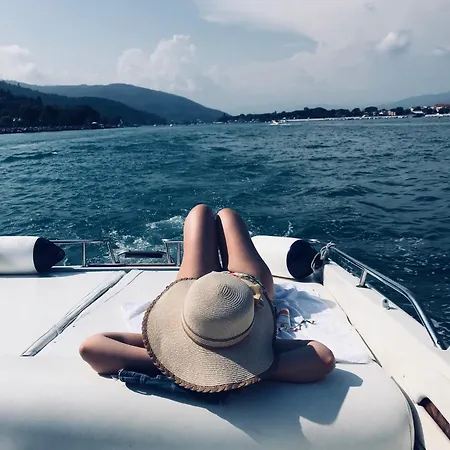Vento Sul Mare Luxury Con Jacuzzi Cinque Terre Apartamento